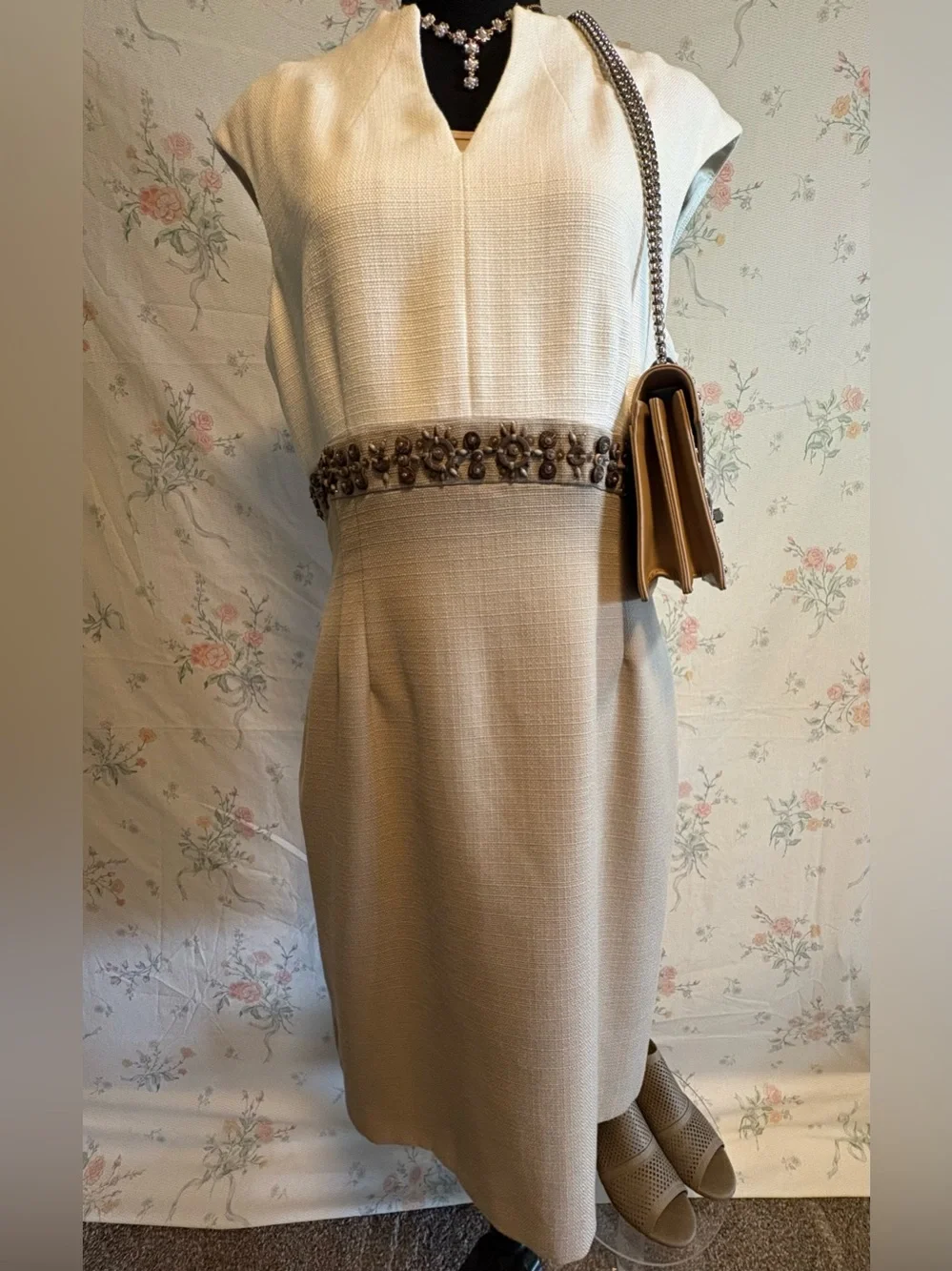 Multiples tahari suze